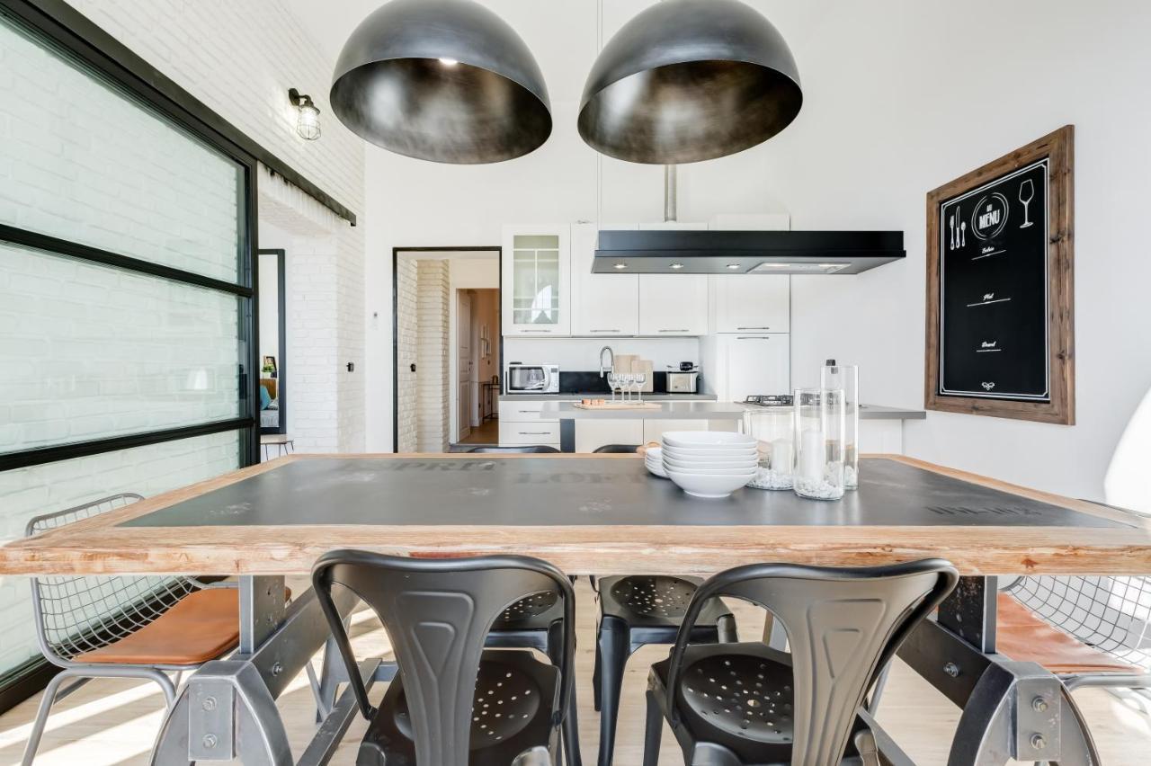 Bmga L Glam Industrial 3-Bed Apartment In Termini Roma Esterno foto