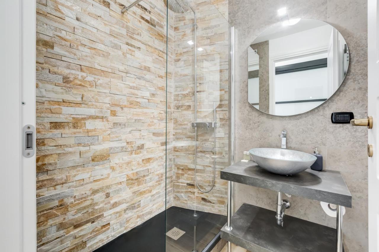 Bmga L Glam Industrial 3-Bed Apartment In Termini Roma Esterno foto