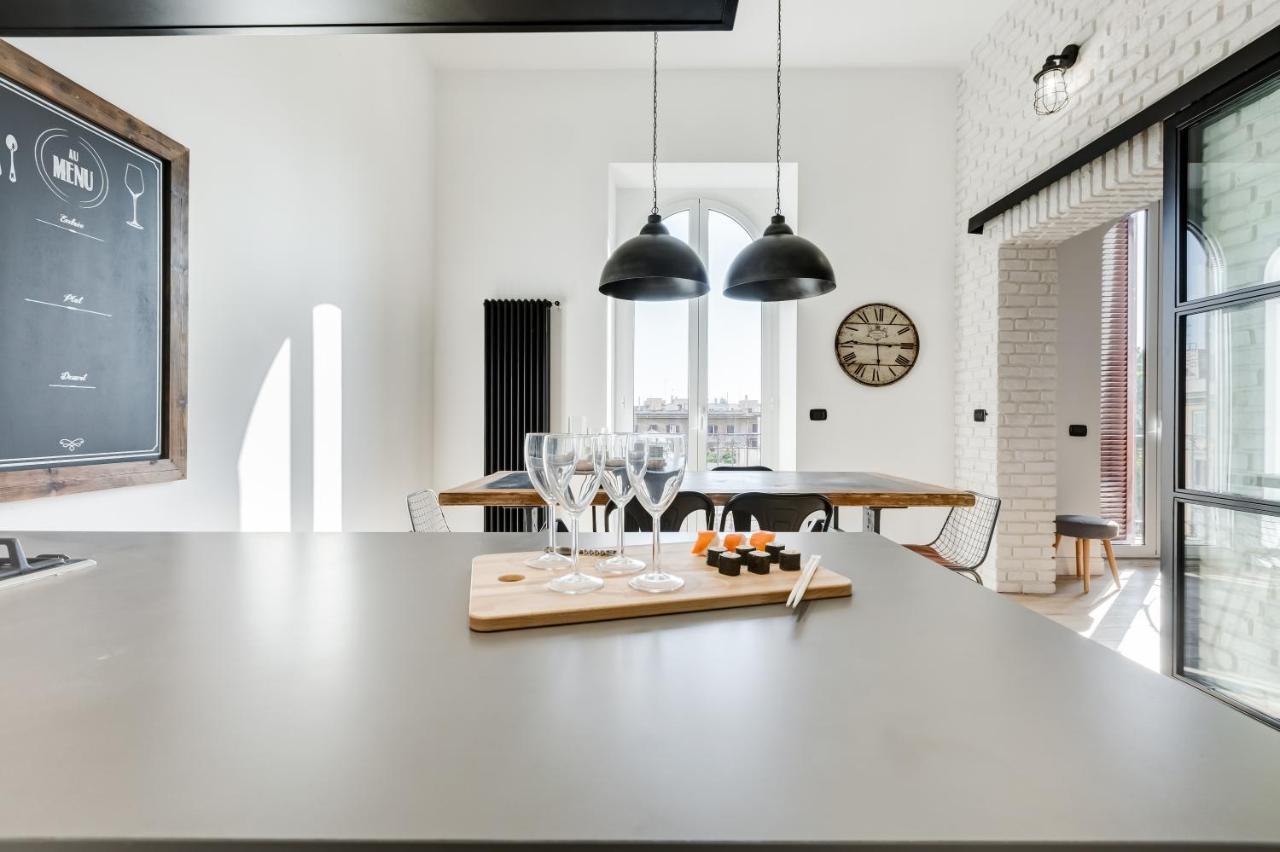 Bmga L Glam Industrial 3-Bed Apartment In Termini Roma Esterno foto